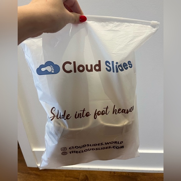 Cloud Slides Sandals Oat Latte Woman Size 9 - Picture 11 of 12